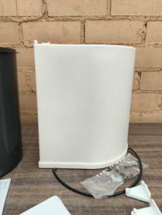 Cubo de basura redondo y giratorio