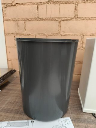 Cubo de basura redondo y giratorio