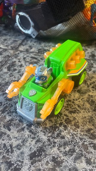 Coche Patrulla Canina Verde con Figura