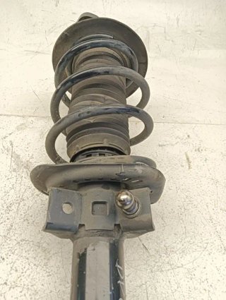 Amortiguador delantero derecho MERCEDES-BENZ
