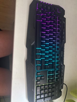 Teclado Gaming KROM