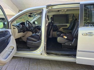Lancia Voyager 2013