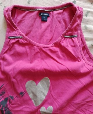 Camiseta niña Kiabi rosa cebra y corazones