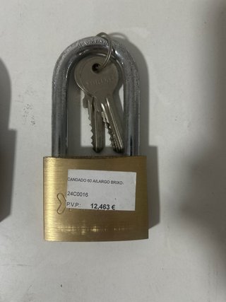 2 Candados de latón con llaves
