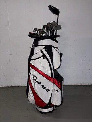 Bolsa y palos de golf TaylorMade
