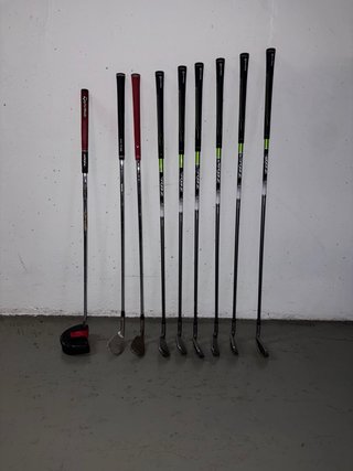 Bolsa y palos de golf TaylorMade