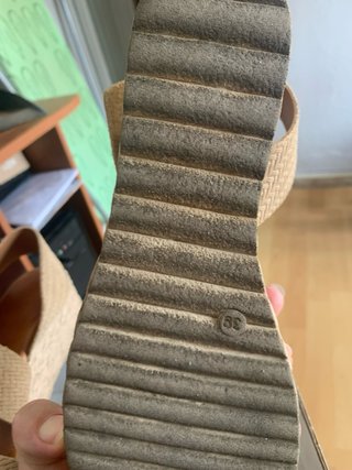 Sandalias Beige/Marrón Usadas 2 Veces