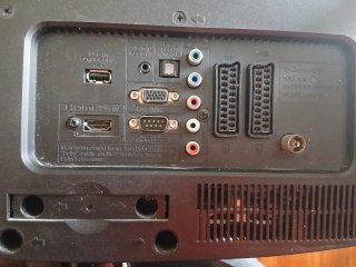 Televisor LG Negro Pequeño