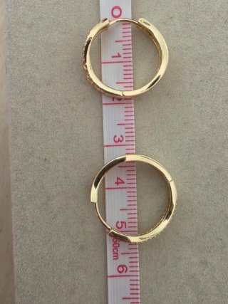 Pendientes dorados con circonitas Laminado