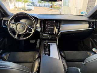 Volvo V90 2021