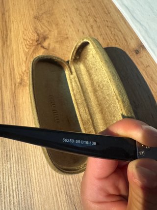 Occhiali da sole Miu Miu