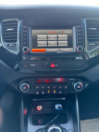 KIA Carens 2016
