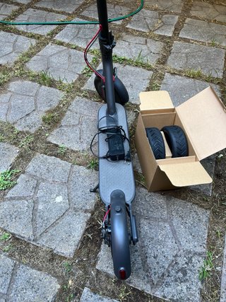 Xiaomi Mi Electric Scooter M365 Batteria Nuova