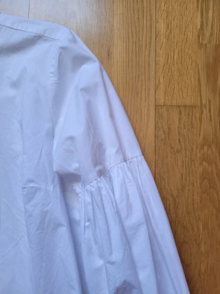 Camisa Zara manga abullonada blanca