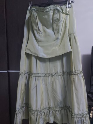 Conjunto Falda y Corpiño Verde