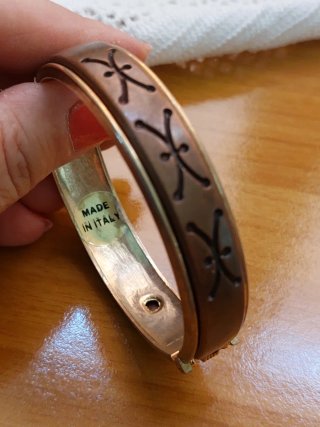 Bracciale vintage con decorazioni