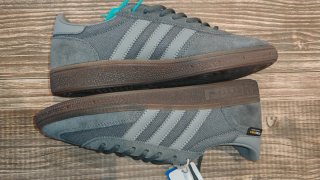 Zapatillas Adidas grises