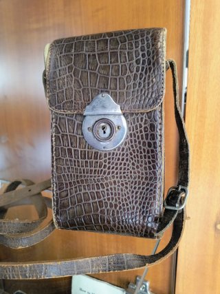 Funda antigua para cámara fuelle