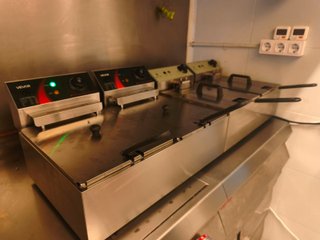 R-7940783 Traspaso Bar Restaurante en Barclona
