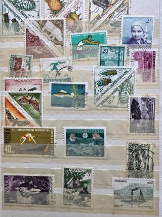 Lote de Sellos Variados España y Cuba.