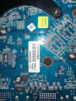 ASUS V9999GT - 6800 GT 256MB GDDR3 - AGP
