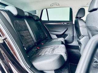 Skoda Superb COMBI 2.0 TDI 200CV DSG SCOUT