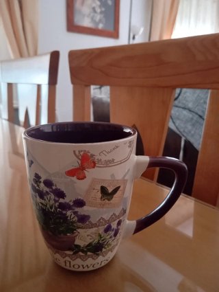 Tazas de cerámica decoradas