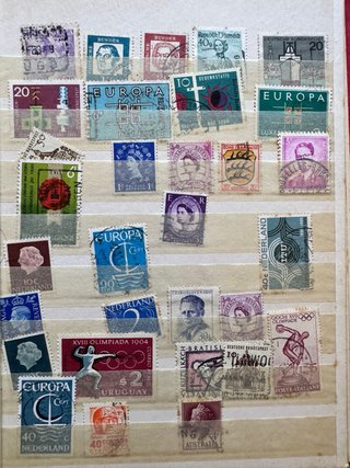 Lote de sellos de varios países