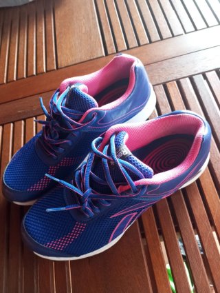 Reebok Easy Tone Zapatillas Azul y Rosa