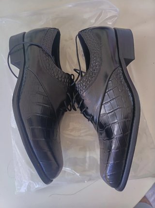 Zapatos  de vestir con cordones negros Talla 40,