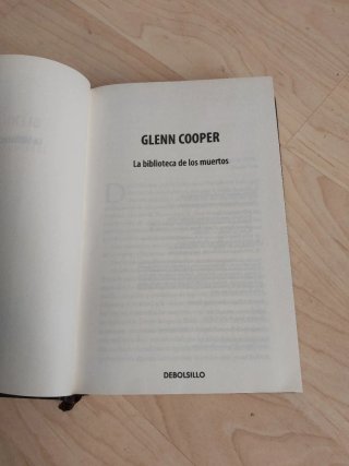 La biblioteca de los muertos