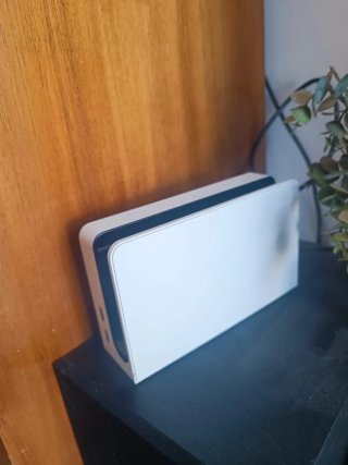 Nintendo Switch OLED Blanca + Funda + MicroSD 64GB