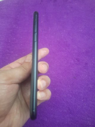 iPhone SE (2da Gen) 83% Batería