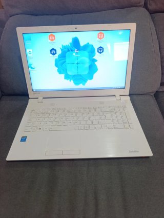 Portátil Toshiba C55 Intel i3 8GB RAM SSD