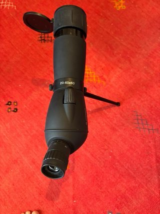 Telescopio Bresser con trípode