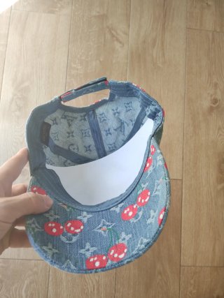 Gorra Louis Vuitton Cherry Denim