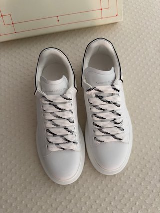 Zapatillas estilo McQueen