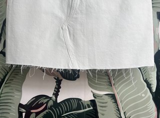 Falda corta denim blanco ACQUAVERDE PARIS