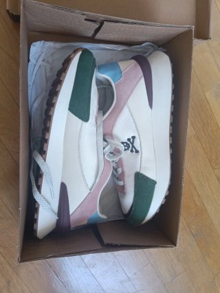 Zapatillas Scalpers Beige, Verde y Rosa