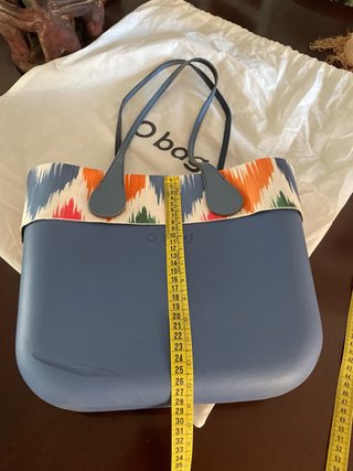 O bag azul y multicolor