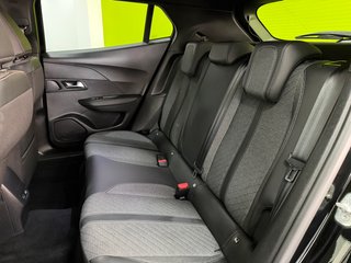 Peugeot 2008 Allure Hybrid 1.2 145CV eDCS6 MHEV