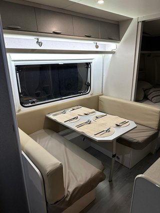Caravana Bürstner 490TK
