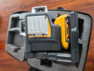 Nivel Láser DeWalt 12V 2Ah