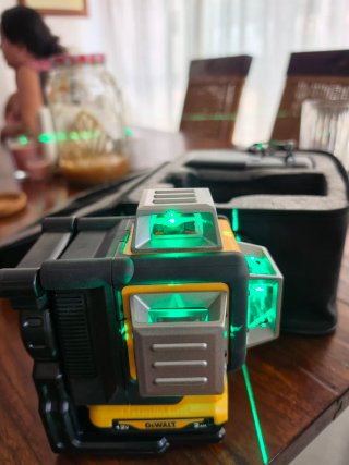 Nivel Láser DeWalt 12V 2Ah