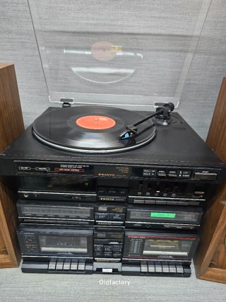 Equipo Música Vintage SANYO Tocadiscos 1983