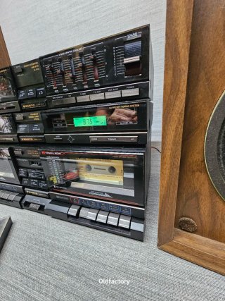 Equipo Música Vintage SANYO Tocadiscos 1983