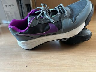 Zapatilla Nike Trailframe ACG Gris/Morado