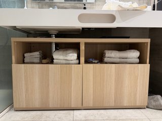 Mueble bajo lavabo de madera