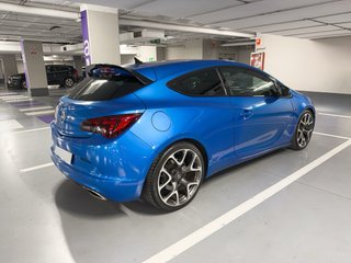 Opel Astra J GTC OPC 2012