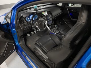 Opel Astra J GTC OPC 2012